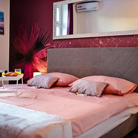 Luxury Apartment Laura ซาดาร์ ภายนอก รูปภาพ