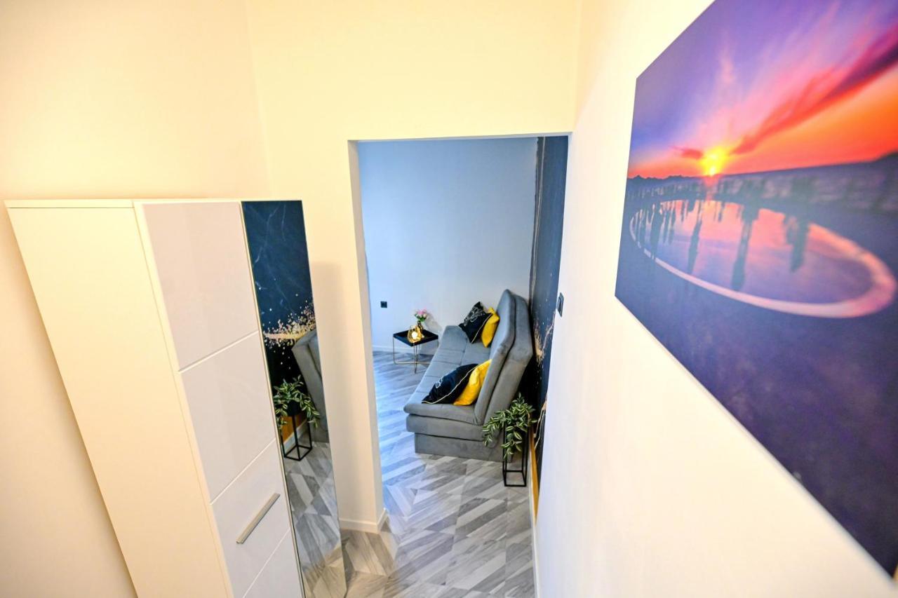 Luxury Apartment Laura ซาดาร์ ภายนอก รูปภาพ