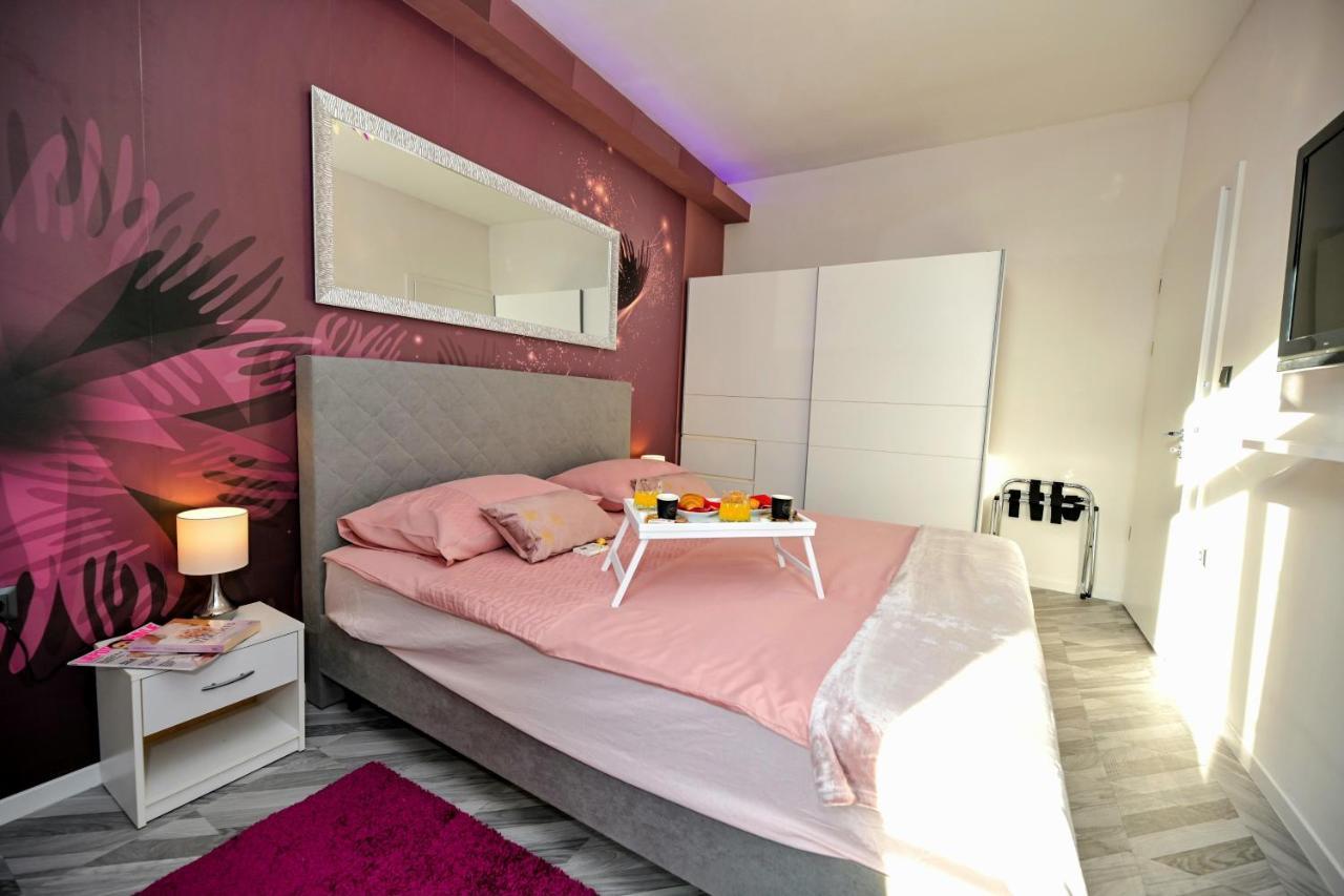 Luxury Apartment Laura ซาดาร์ ภายนอก รูปภาพ