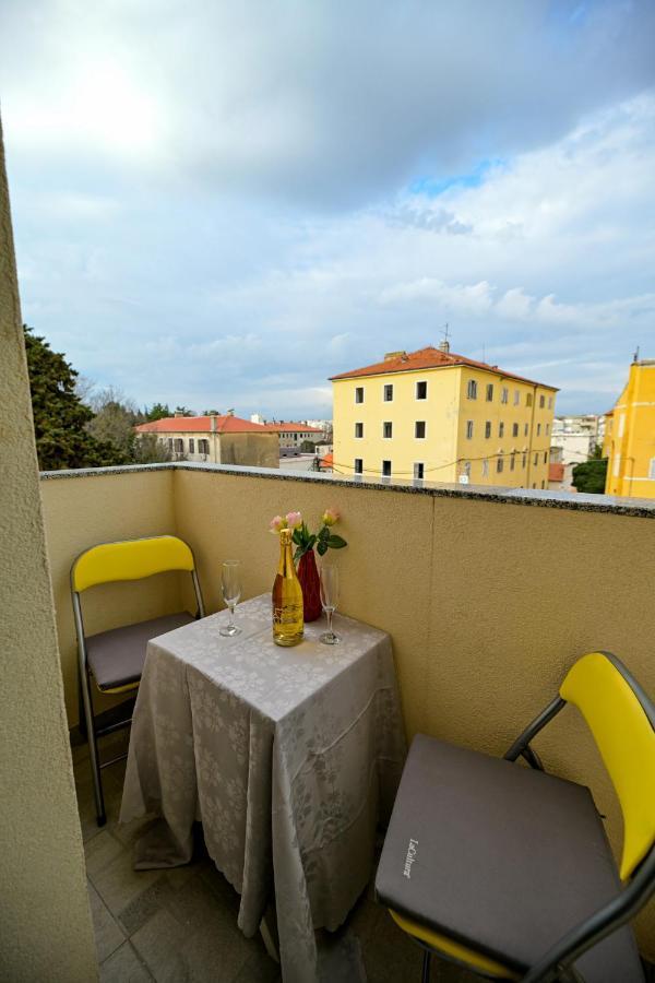 Luxury Apartment Laura ซาดาร์ ภายนอก รูปภาพ