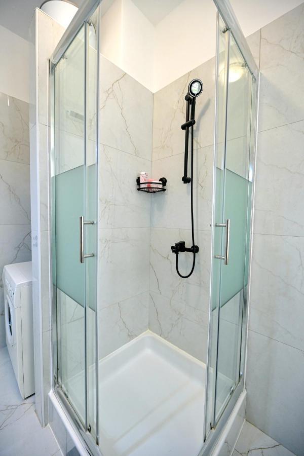 Luxury Apartment Laura ซาดาร์ ภายนอก รูปภาพ